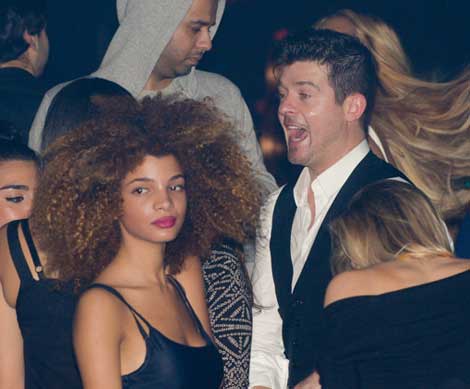 robin-thicke-paula-patton-23