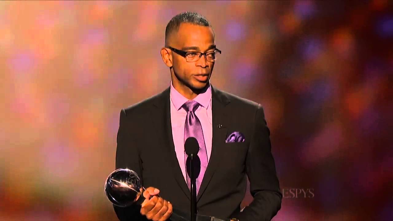 ESPN Anchor Stuart Scott Succumbs to Cancer At 49 Years-Old