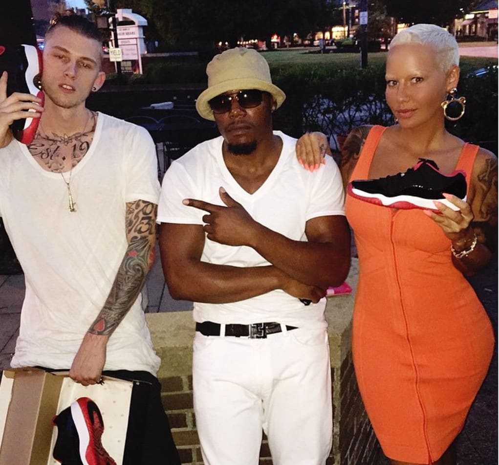 amber rose machine gun kelly jordans