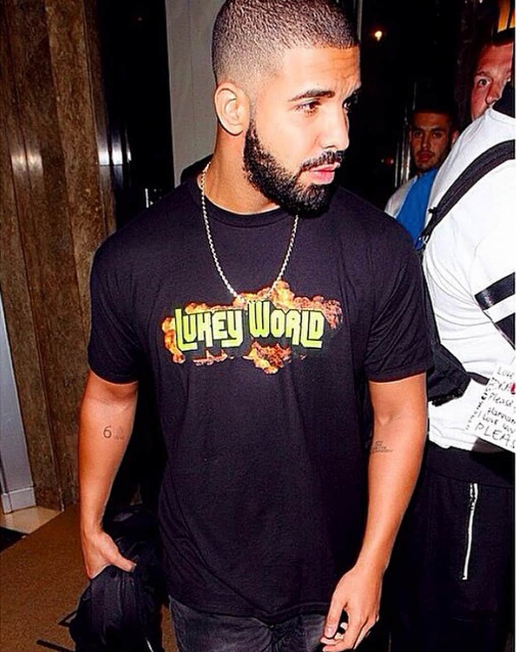 Drake Tries To Pull Off A New Look With Beard