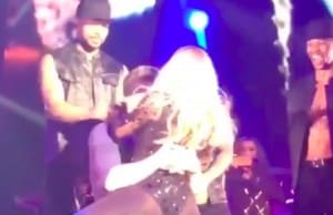 mariah carey lap dance fan concert