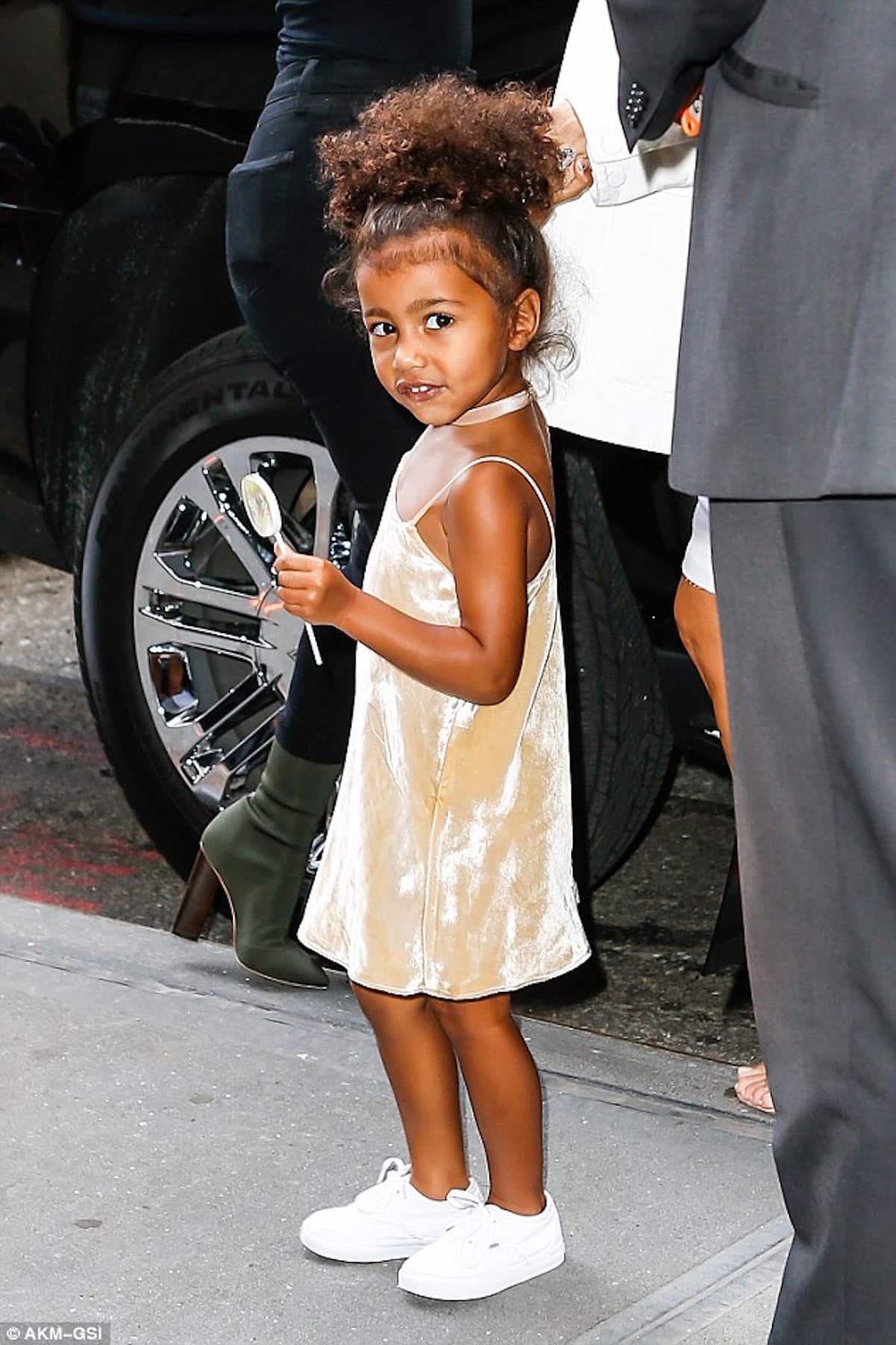 kim kardashian kanye kids clothing line