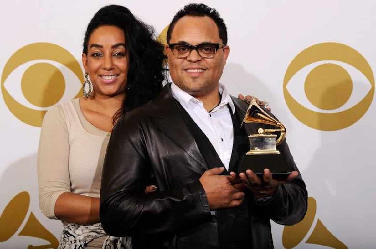 israel houghton ex wife foreclosure