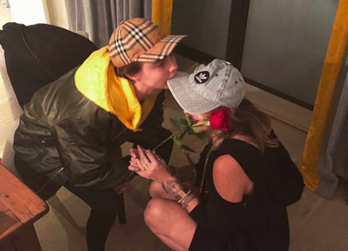 paris jackson cara delevingne lesbians